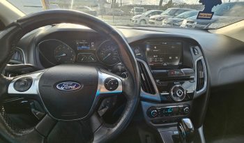 
										2012 Ford Focus full									