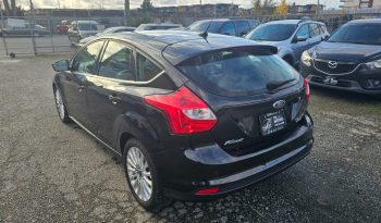 
										2012 Ford Focus full									