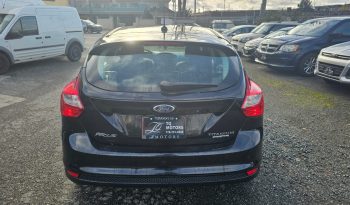 
										2012 Ford Focus full									