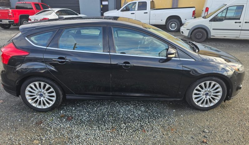 
								2012 Ford Focus full									