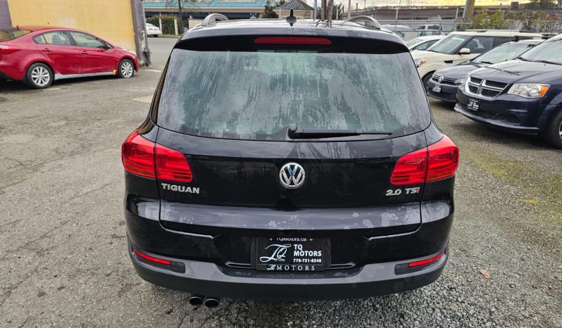 
								2014 Volkswagen Tiguan 2WD full									