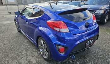 
										2013 Hyundai Veloster full									