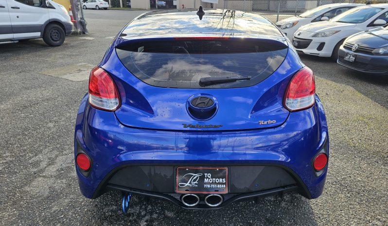 
								2013 Hyundai Veloster full									