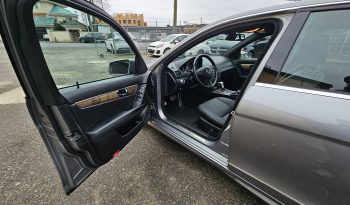 
										2011 Mercedes-Benz C250 full									