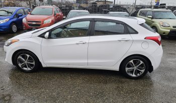 
										2016 Hyundai Elantra GT full									